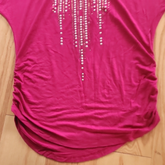 Elegant Fuchsia Cold Shoulder Top - Picture 5 of 17